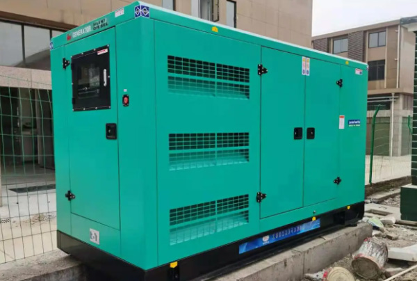 静音发电机组是大多供电网的备用电源？